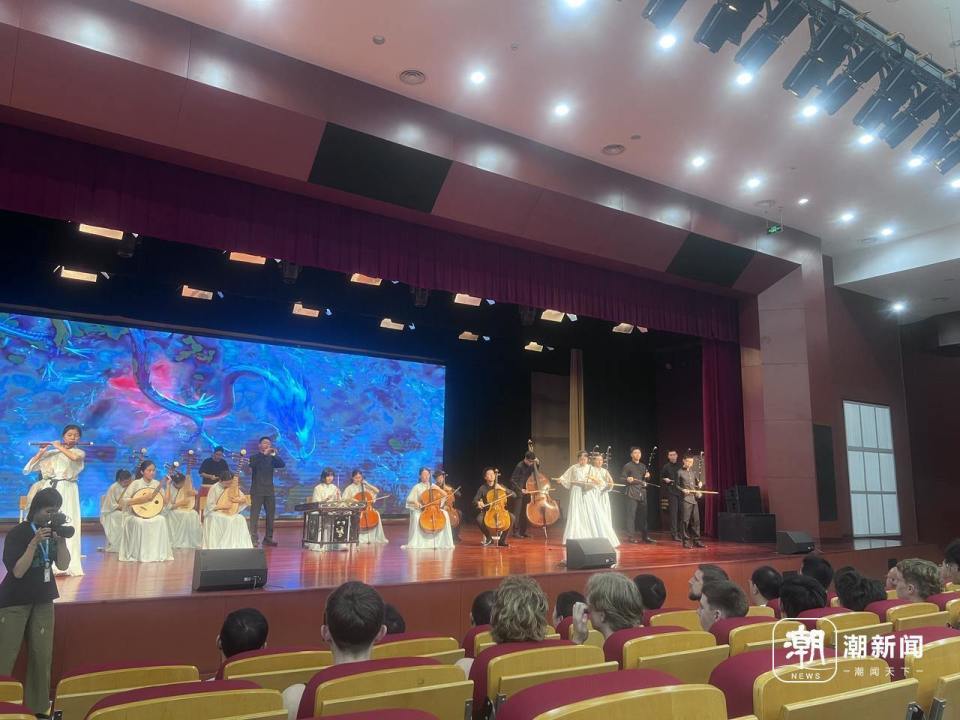 团队协作精 团队协作精